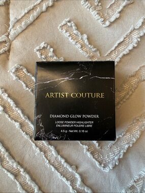 Artist Couture Diamond Glow Powder